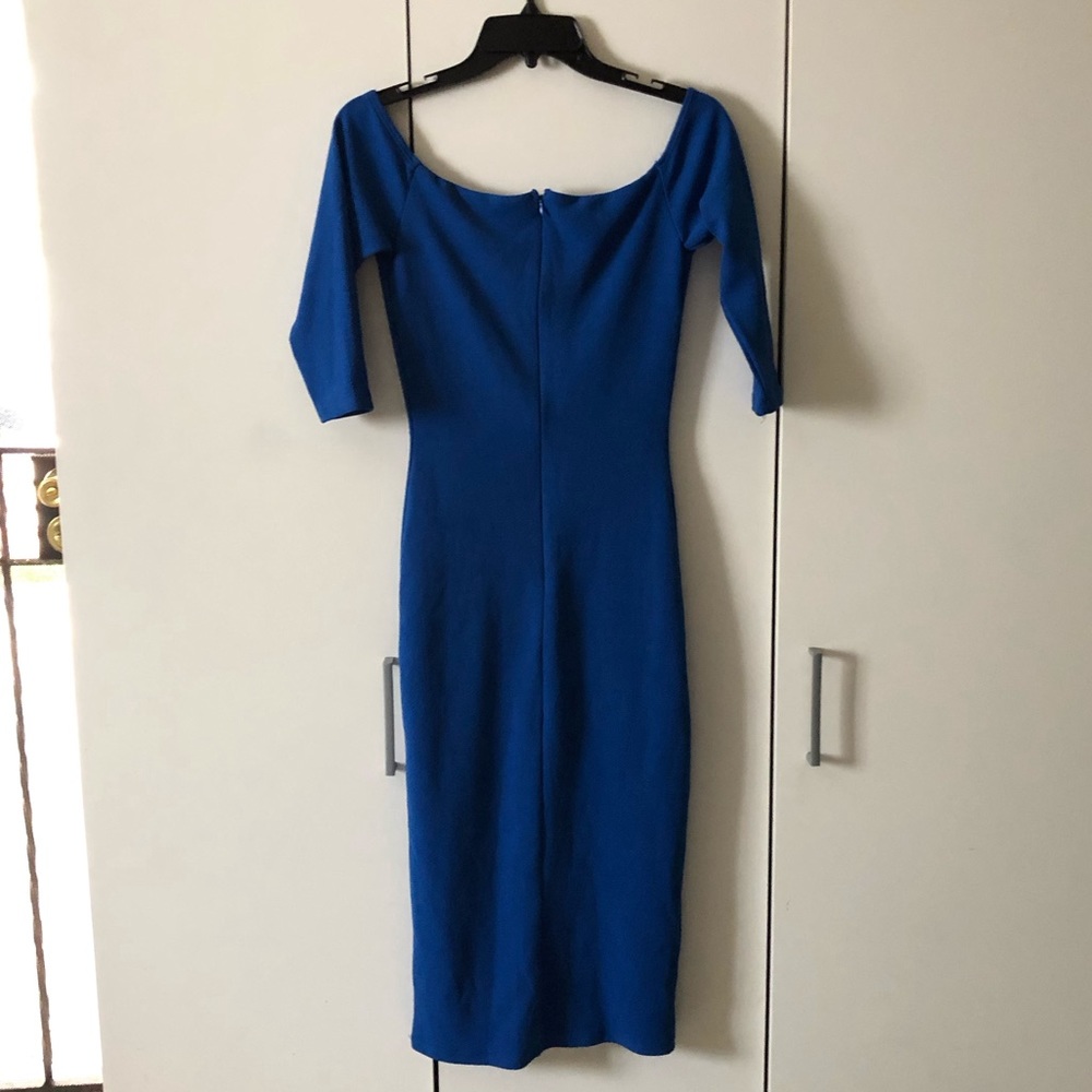 Dress - Picture 3 of 3